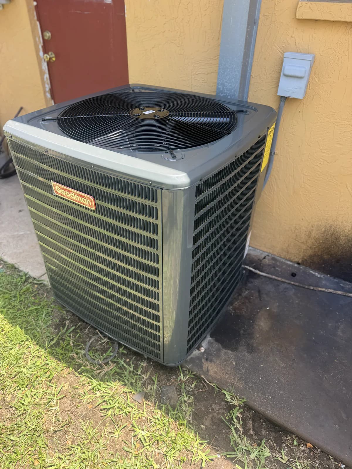 Residential Goodman condenser equipment condition photo